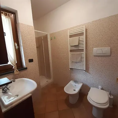 House Holiday Green By Holiday World Apartment Velici Inferiore