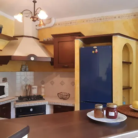 House Holiday Green By Holiday World Appartement Velici Inferiore